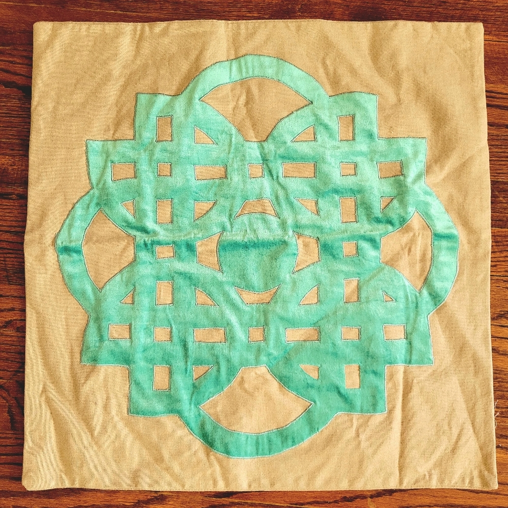 22" Pillow Cover